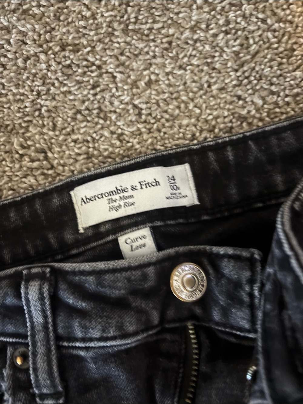 Abercrombie & Fitch Black Faded Curvy Jeans